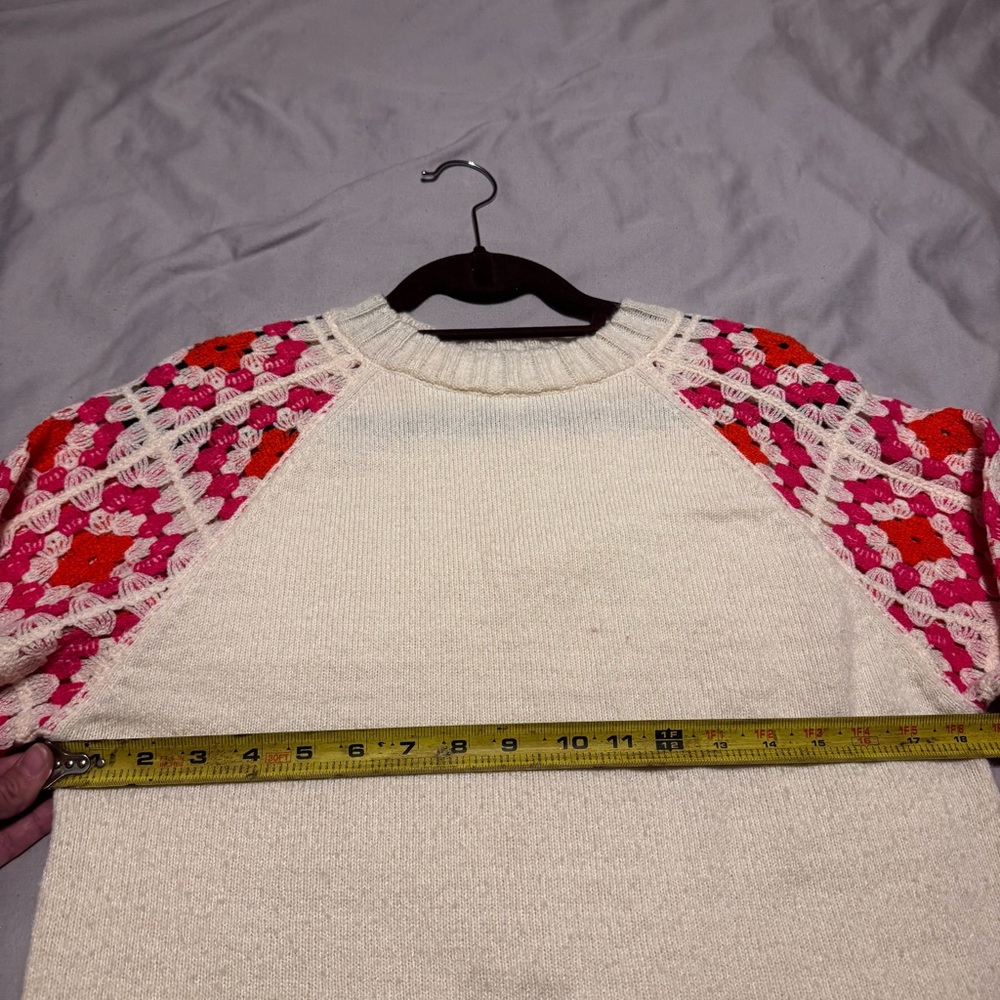 Bunulu Women’s Small Cream Sweater Crochet Granny Square Sleeves Boho Wool Blend - Picture 8 of 10